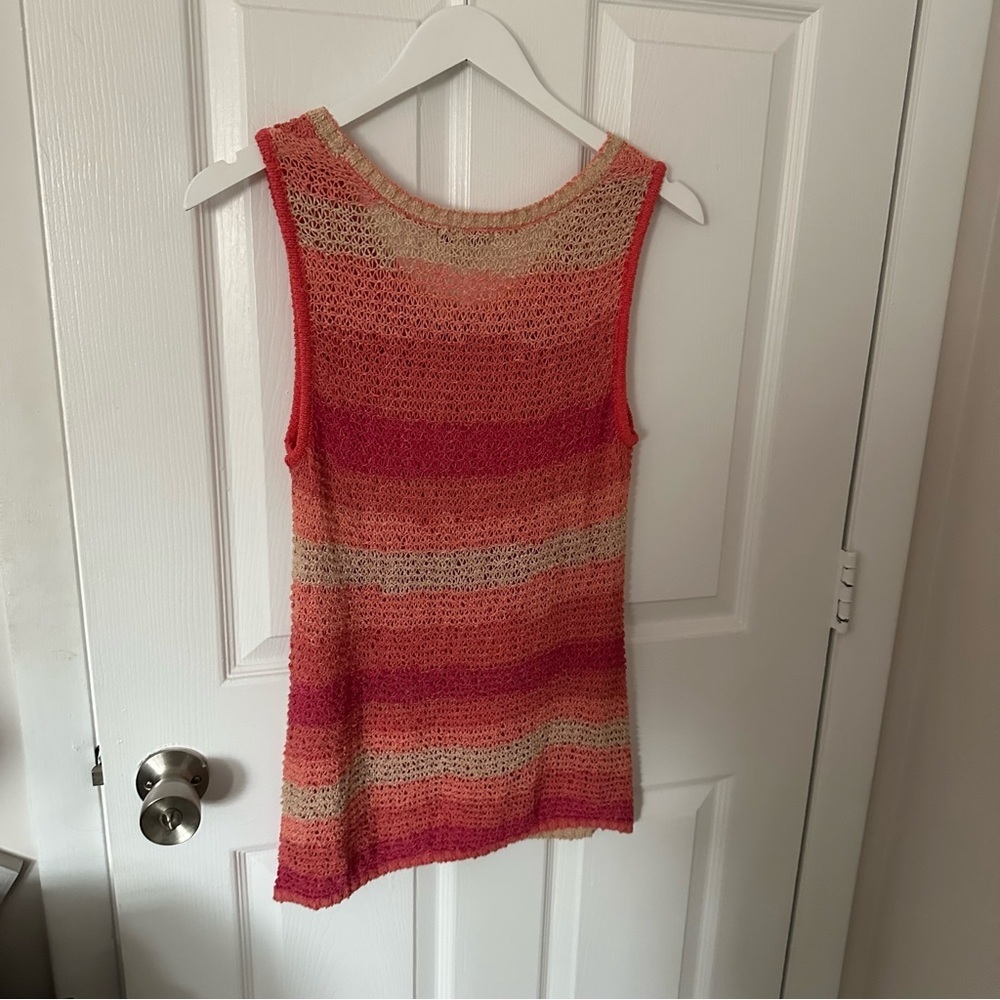 Loose Crocheted Tank Top - Picture 5 of 6